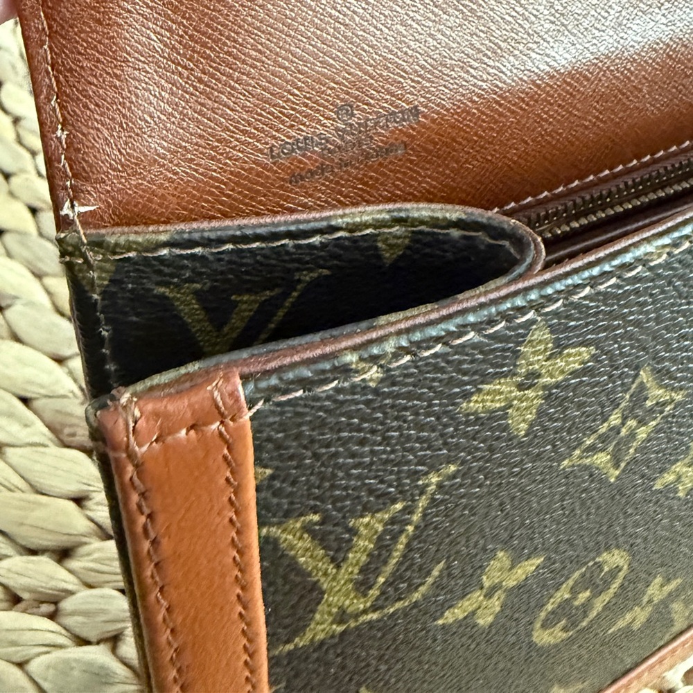 Louis Vuitton GM Pochette Dame Monogram Clutch (1987) - Picture 15 of 16